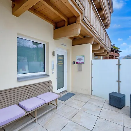 Daire Brunner On The Slope *