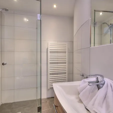 Brunner On The Slope Niederau