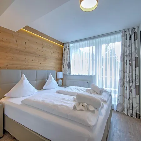 Brunner On The Slope Daire Niederau